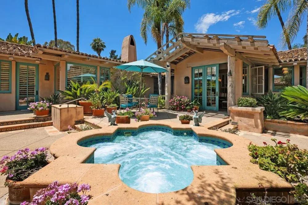 17240 Avenida De Acacias Rancho Santa Fe, CA 92067