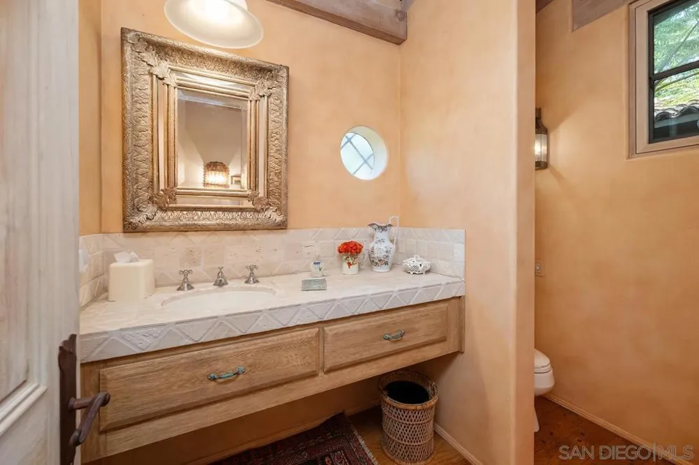 17240 Avenida De Acacias Rancho Santa Fe, CA 92067