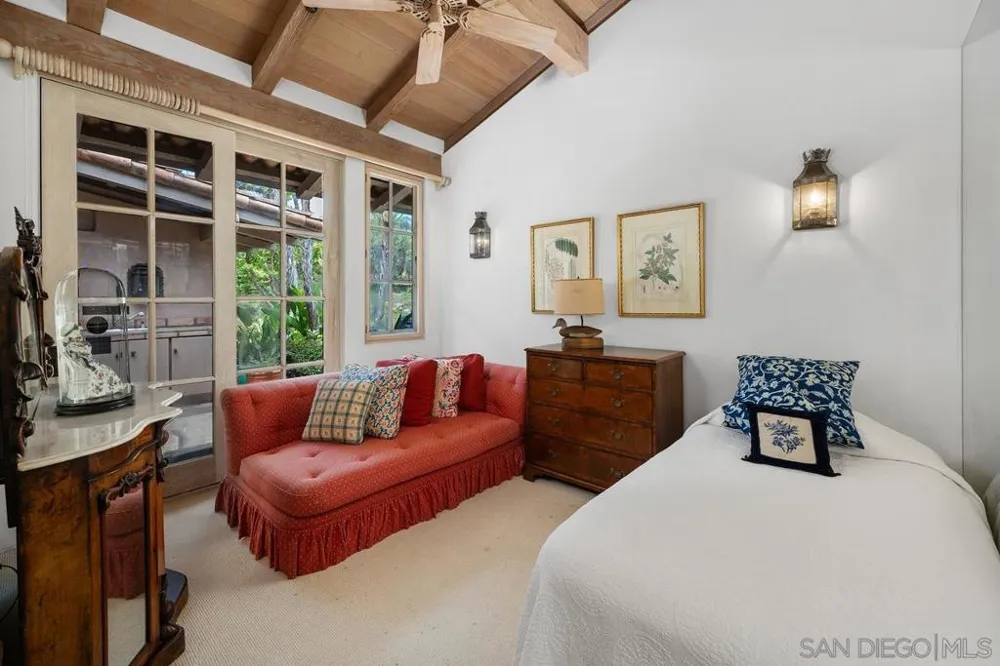 17240 Avenida De Acacias Rancho Santa Fe, CA 92067