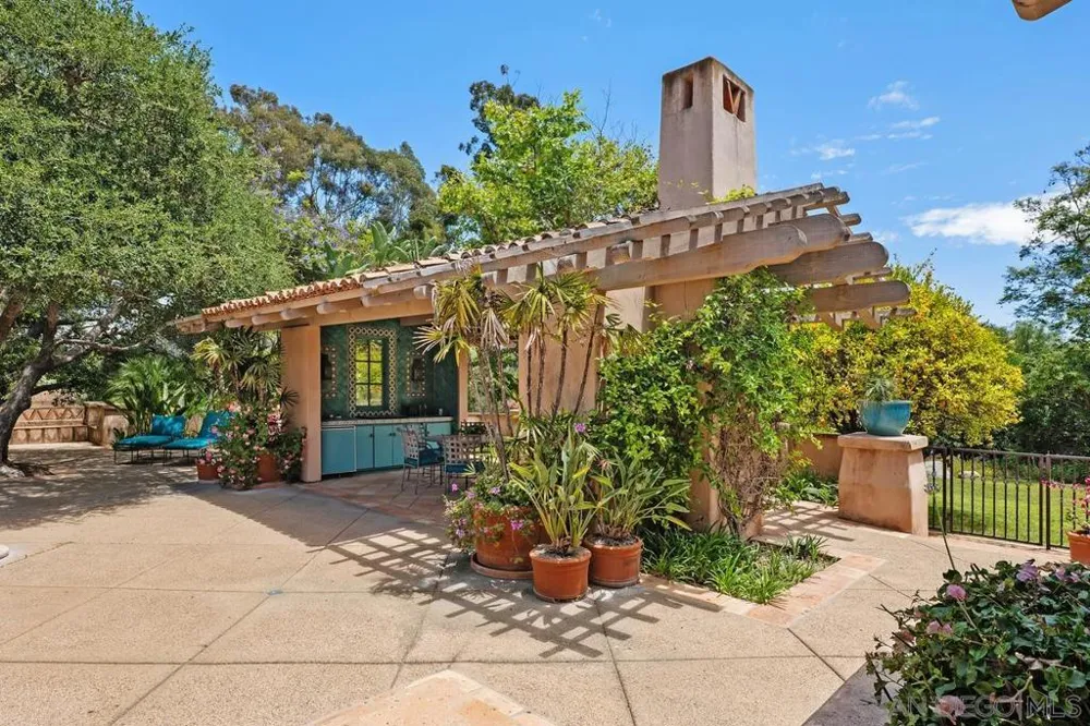 17240 Avenida De Acacias Rancho Santa Fe, CA 92067