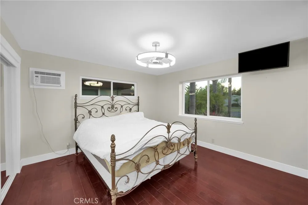 11862 Paseo Bonita Los Alamitos, CA 90720