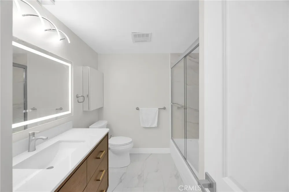 11862 Paseo Bonita Los Alamitos, CA 90720