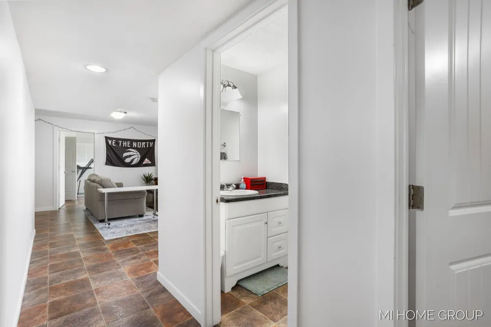 3729 Hickoryrow Court Holland Charter Township, MI 49424