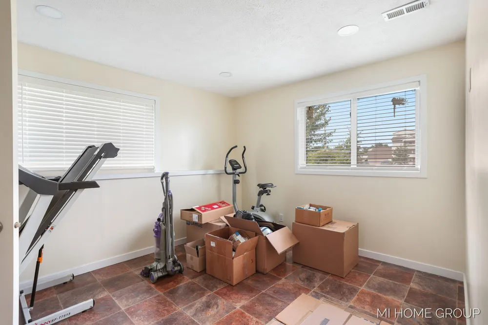 3729 Hickoryrow Court Holland Charter Township, MI 49424