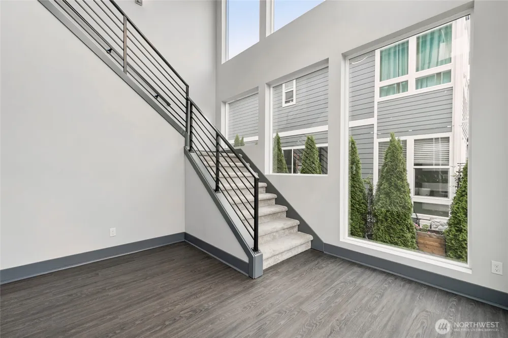 121 Palisades Place Pacific, WA 98047