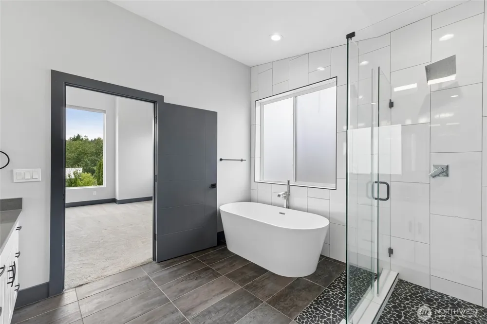 121 Palisades Place Pacific, WA 98047