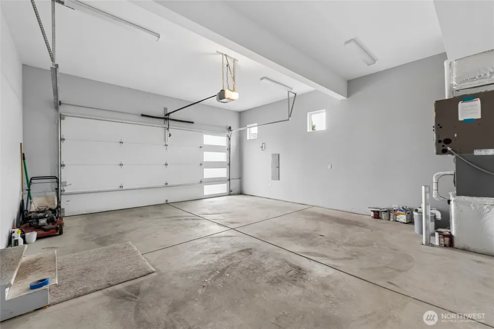 121 Palisades Place Pacific, WA 98047