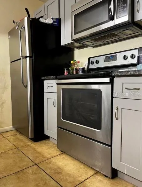 3800 SW 20TH AVENUE #306 Gainesville, FL 32607