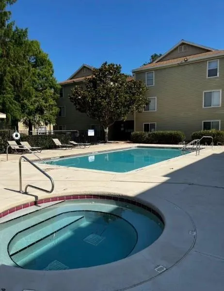 3800 SW 20TH AVENUE #306 Gainesville, FL 32607