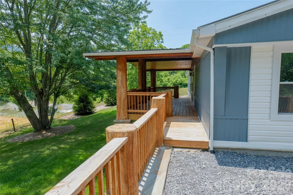 203 Justice Drive Clyde, NC 28721