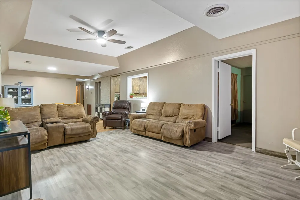 1710 COUNTY ROAD 2928 Hughes Springs, TX 75656