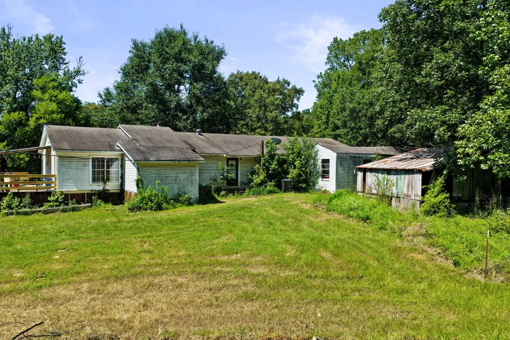 1710 COUNTY ROAD 2928 Hughes Springs, TX 75656