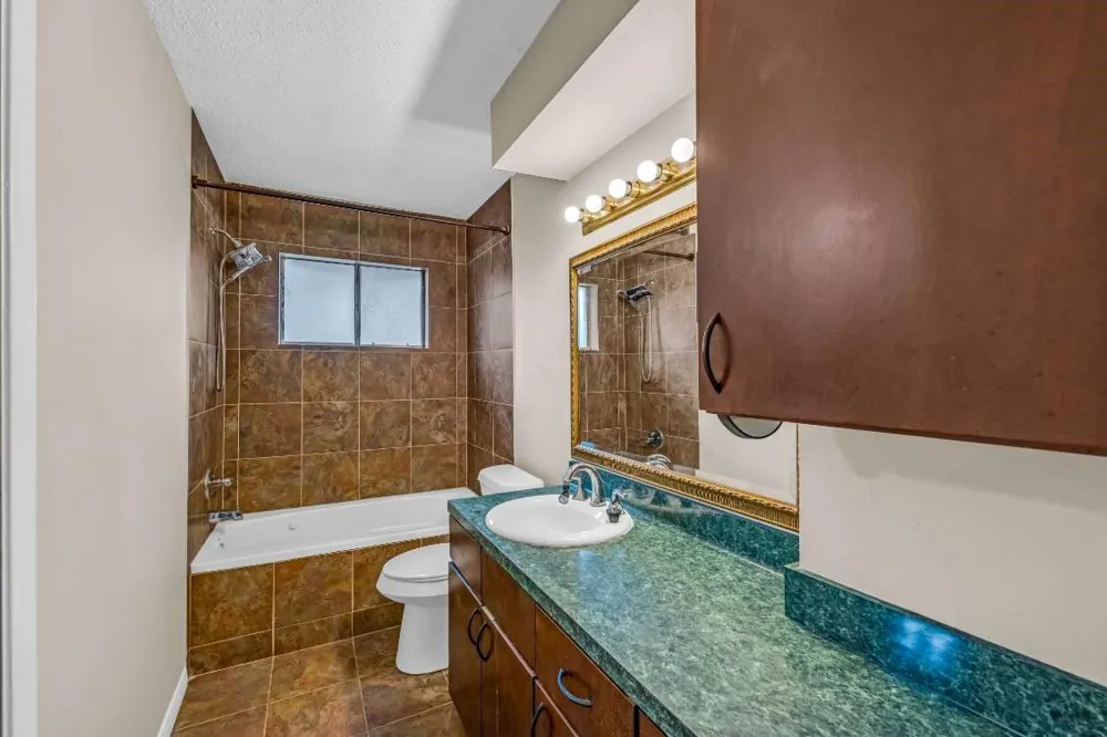 1728 Dolphin Drive Seabrook, TX 77586