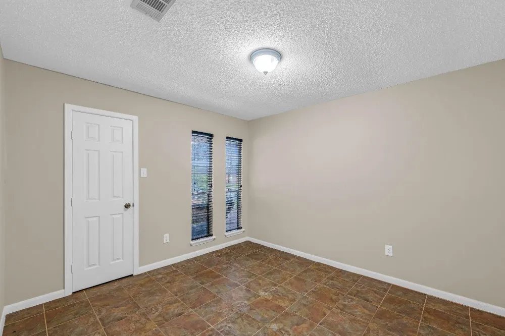 1728 Dolphin Drive Seabrook, TX 77586