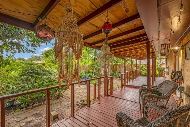 1728 Dolphin Drive Seabrook, TX 77586