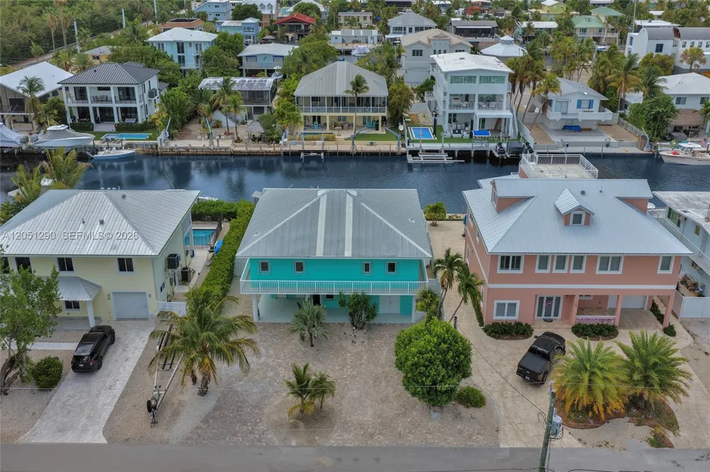 107 Valencia Dr Islamorada, FL 33036