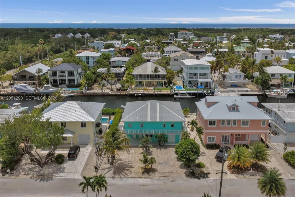 107 Valencia Dr Islamorada, FL 33036