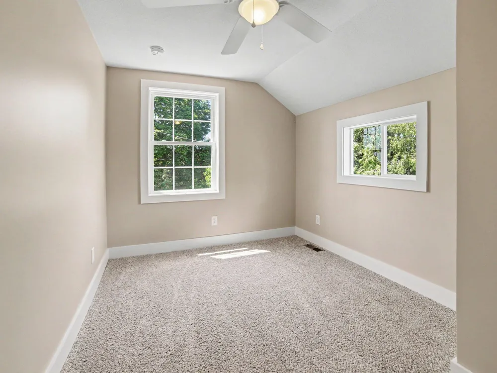 910 W Bradshaw Road Scottville, MI 49454
