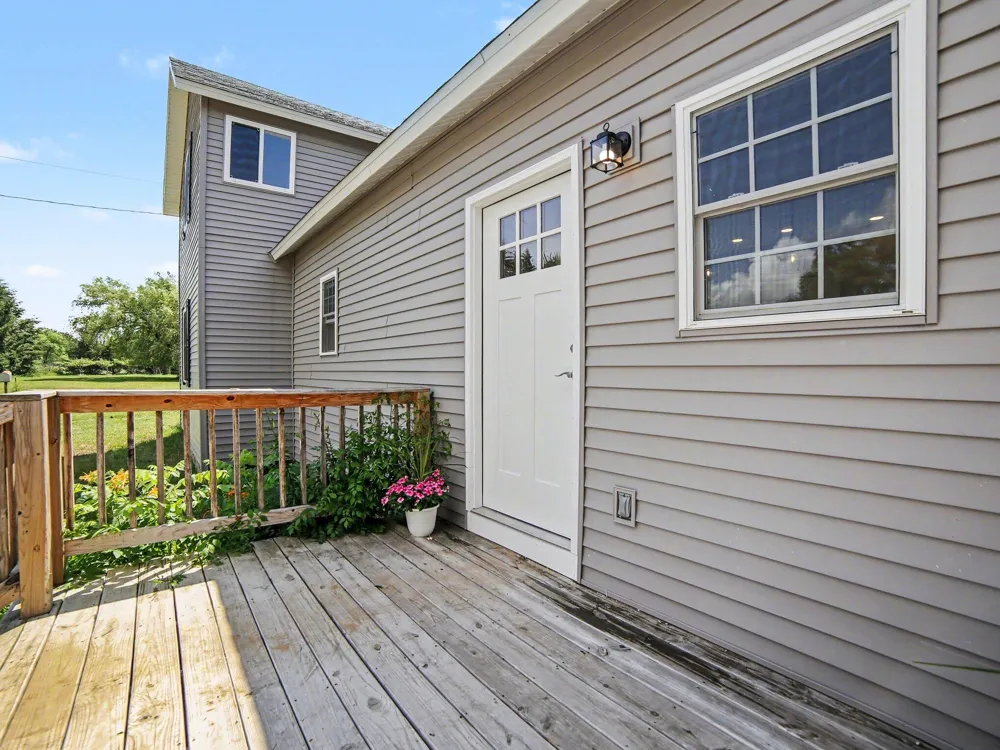 910 W Bradshaw Road Scottville, MI 49454