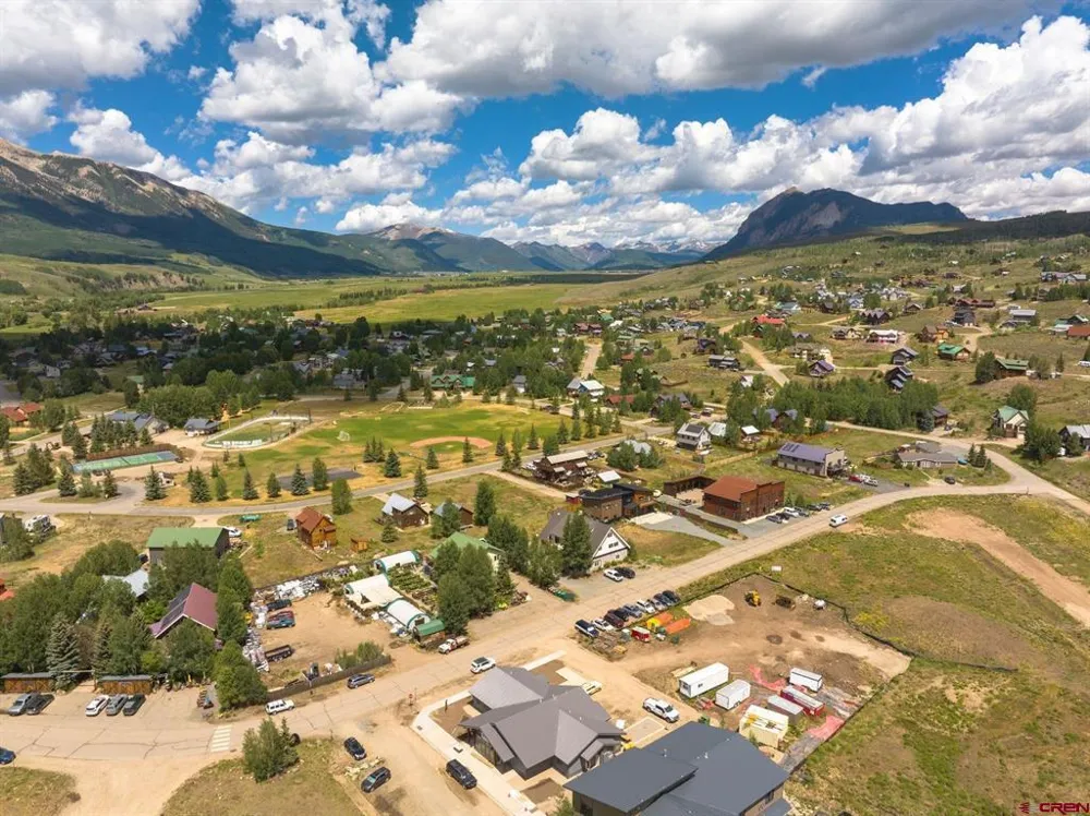 3 Gillaspey Avenue Crested Butte, CO 81224