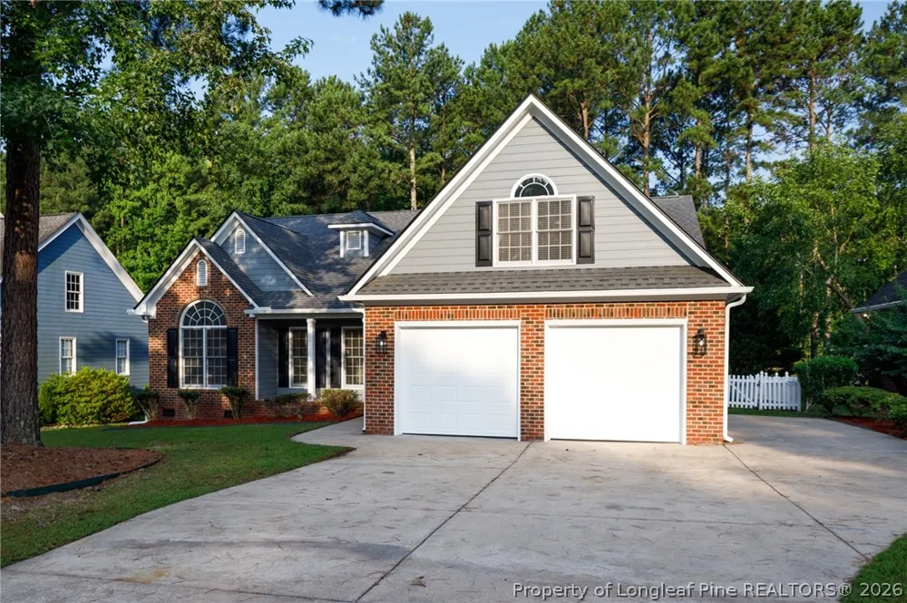 185 Falling Water Road Spring Lake, NC 28390