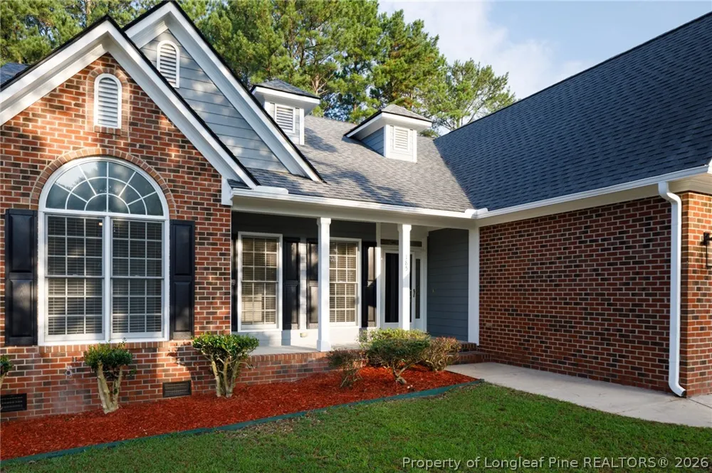 185 Falling Water Road Spring Lake, NC 28390
