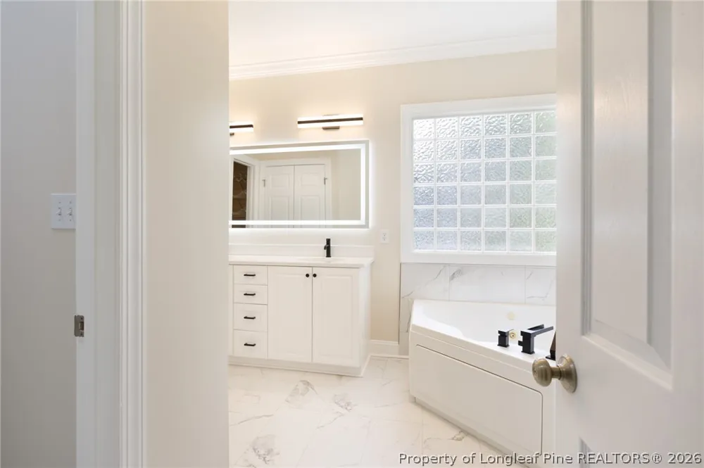185 Falling Water Road Spring Lake, NC 28390