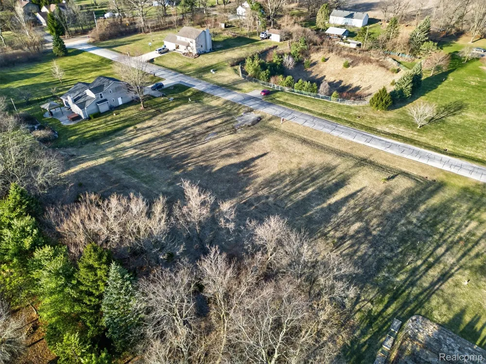 4640 Melanie Lane White Lake Charter Township, MI 48383
