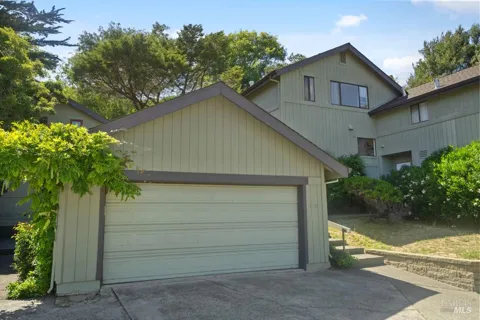 1511 Casa Buena Drive