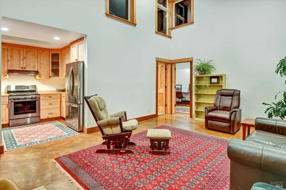 615 Oak Manor Drive Fairfax, CA 94930
