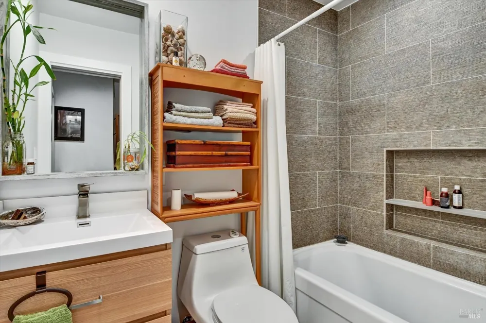 615 Oak Manor Drive Fairfax, CA 94930