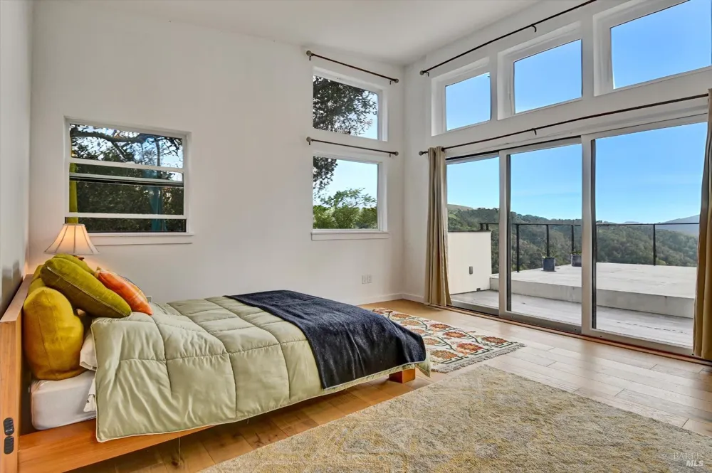 615 Oak Manor Drive Fairfax, CA 94930