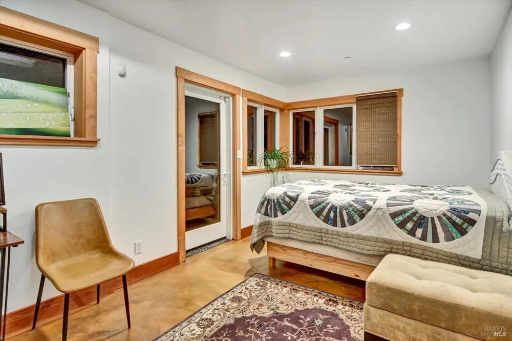 615 Oak Manor Drive Fairfax, CA 94930