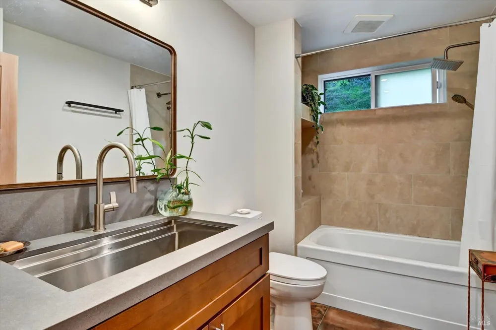 615 Oak Manor Drive Fairfax, CA 94930