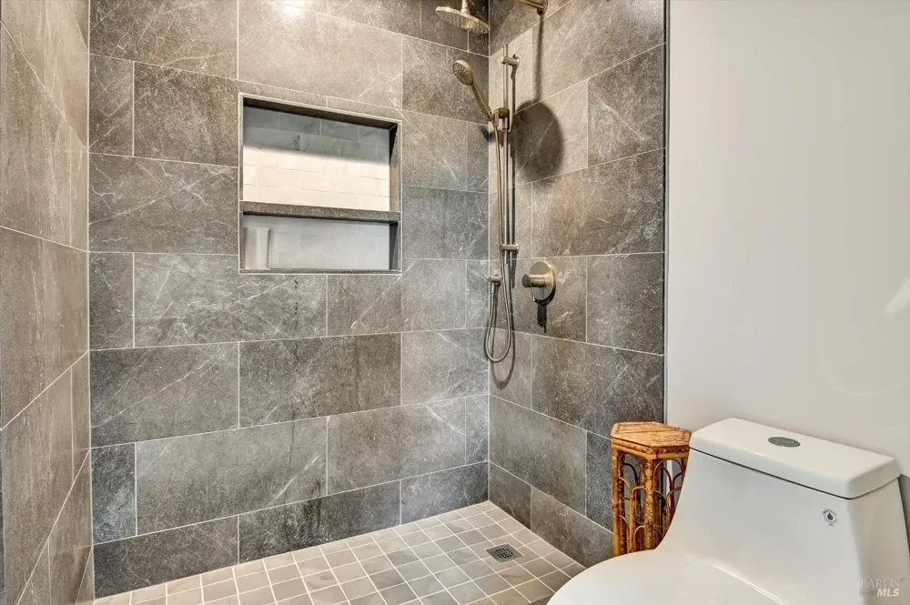 615 Oak Manor Drive Fairfax, CA 94930