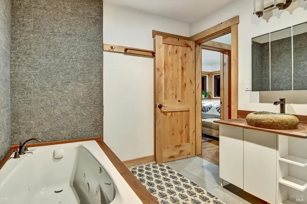 615 Oak Manor Drive Fairfax, CA 94930