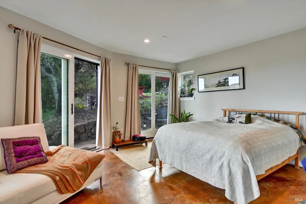 615 Oak Manor Drive Fairfax, CA 94930