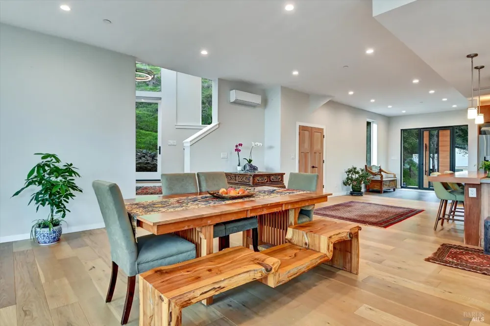 615 Oak Manor Drive Fairfax, CA 94930