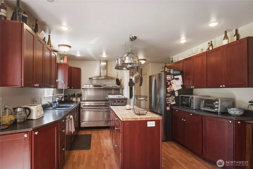 44 Crumbacher Road Tonasket, WA 98855