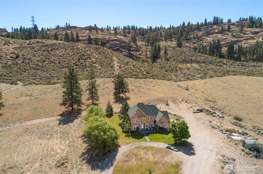 44 Crumbacher Road Tonasket, WA 98855