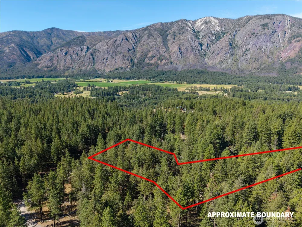 16 Highland Meadow Road Winthrop, WA 98862