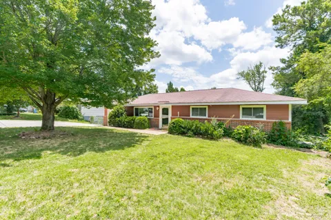 3914 Forest Highland Drive