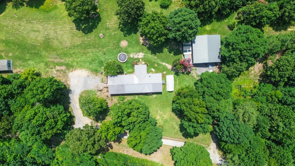 1006 Highway 2 Crandall, GA 30711