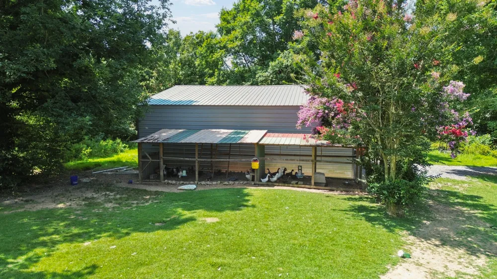 1006 Highway 2 Crandall, GA 30711