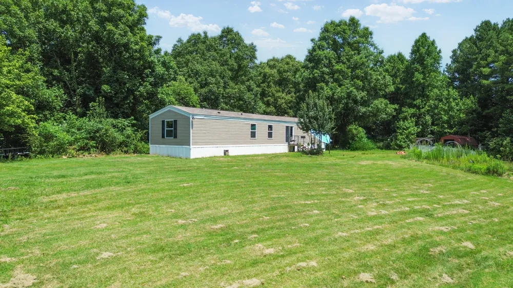 1006 Highway 2 Crandall, GA 30711