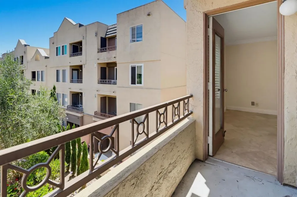 8889 Caminito Plaza Centro #7319 San Diego, CA 92122