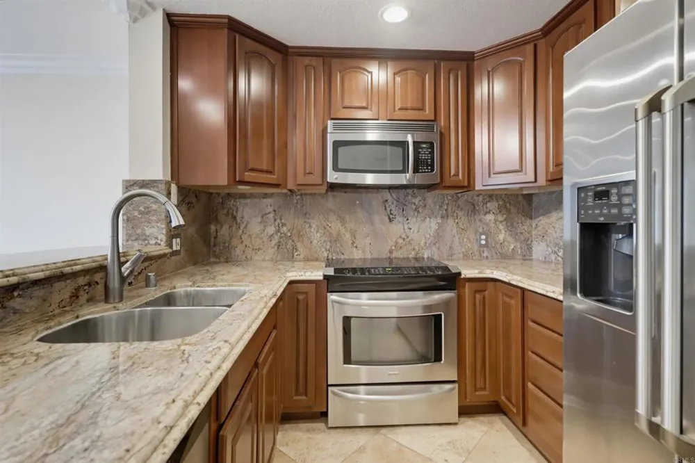 8889 Caminito Plaza Centro #7319 San Diego, CA 92122