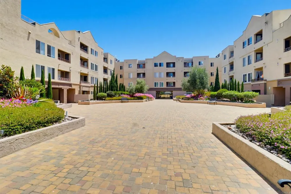 8889 Caminito Plaza Centro #7319 San Diego, CA 92122