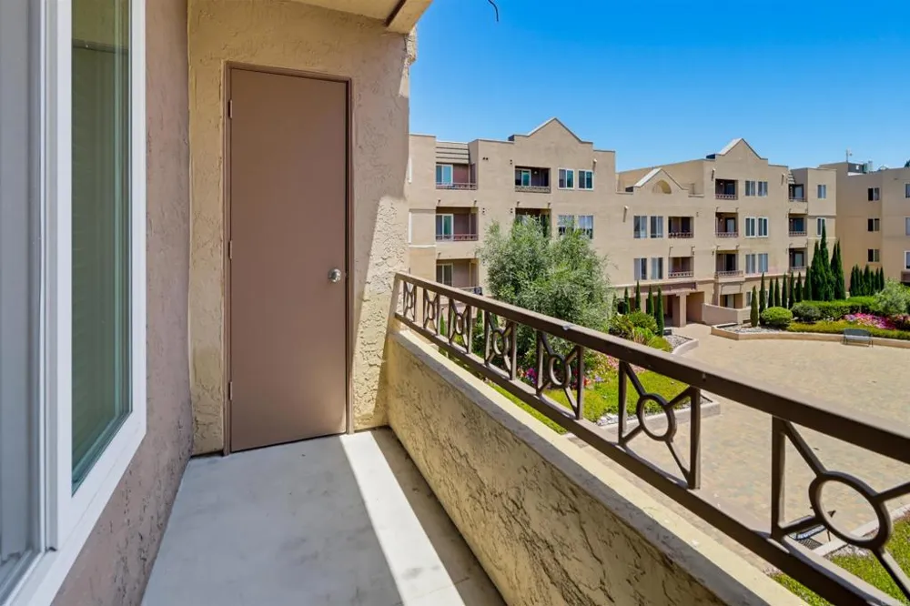 8889 Caminito Plaza Centro #7319 San Diego, CA 92122