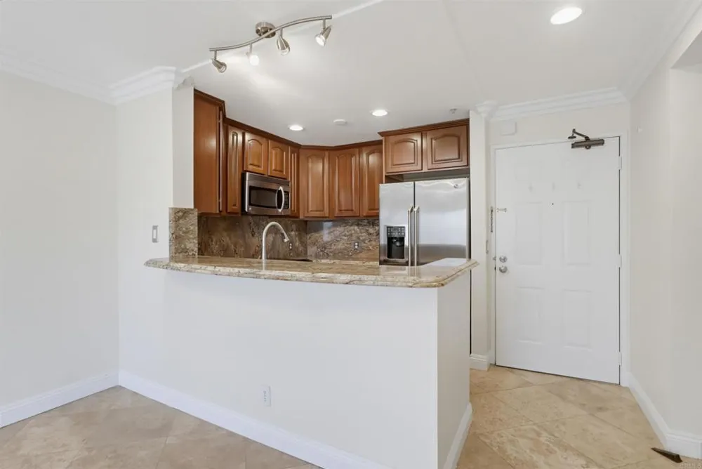 8889 Caminito Plaza Centro #7319 San Diego, CA 92122